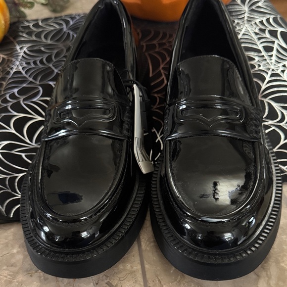 Zara Women’s Black Loafers - Picture 5 of 7